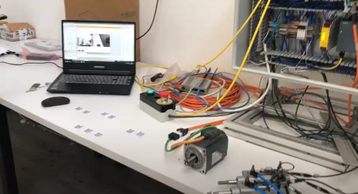 PLC ve görüntü işleme test düzeneği